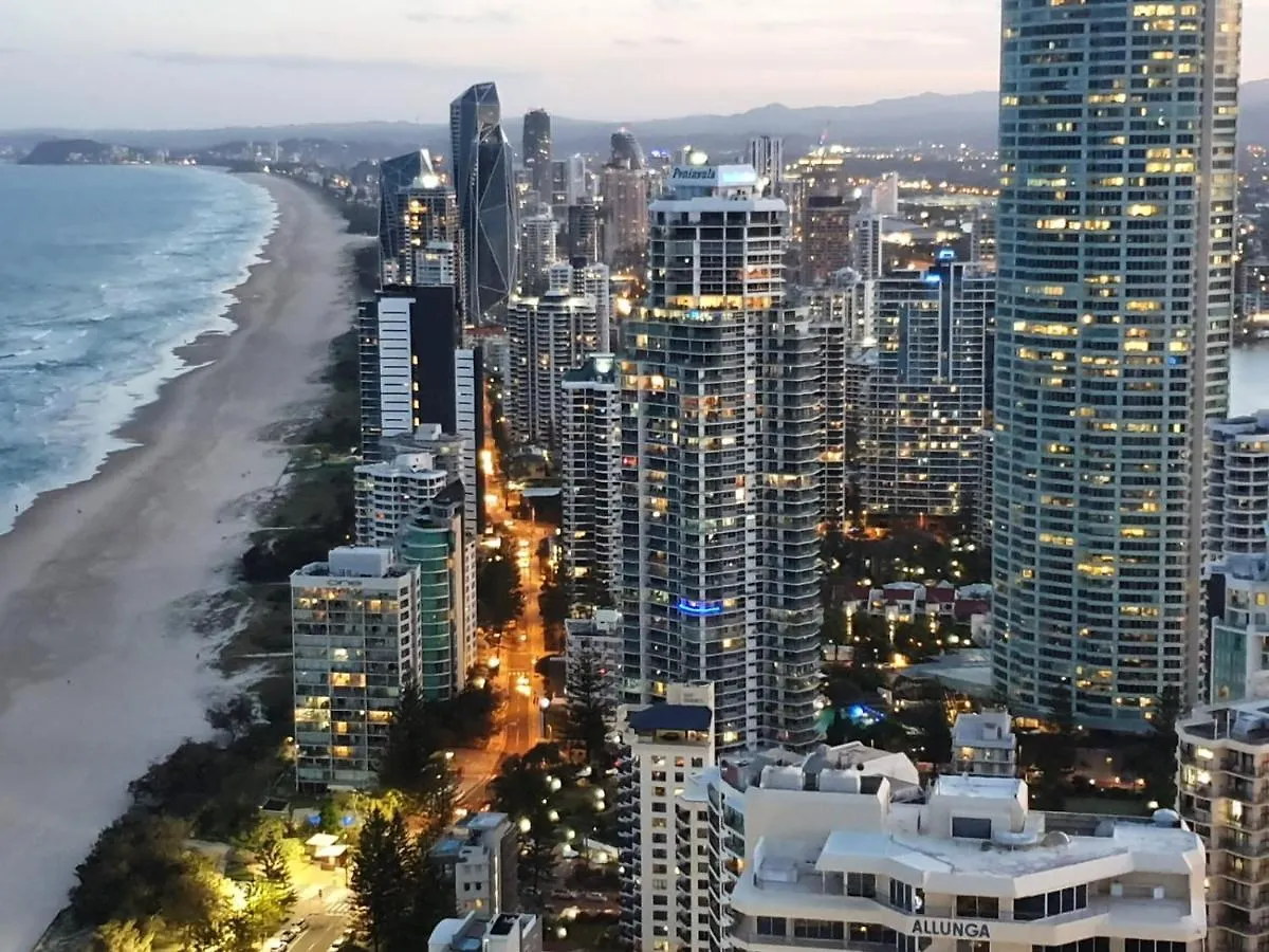 High-End Apartment In The Soul Of Surfers Paradise Gold Coast