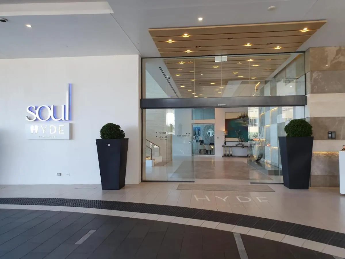 High-End Apartment In The Soul Of Surfers Paradise Gold Coast