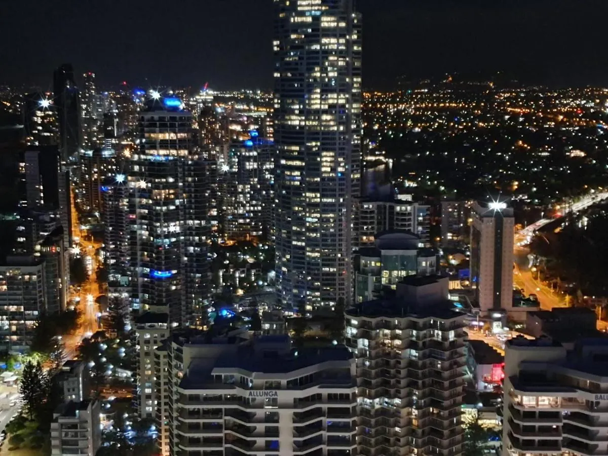 High-End Apartment In The Soul Of Surfers Paradise Gold Coast