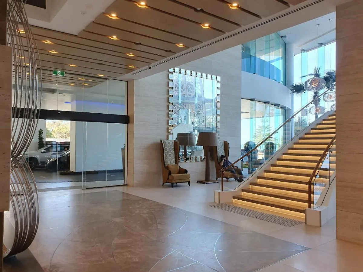 High-End Apartment In The Soul Of Surfers Paradise Gold Coast