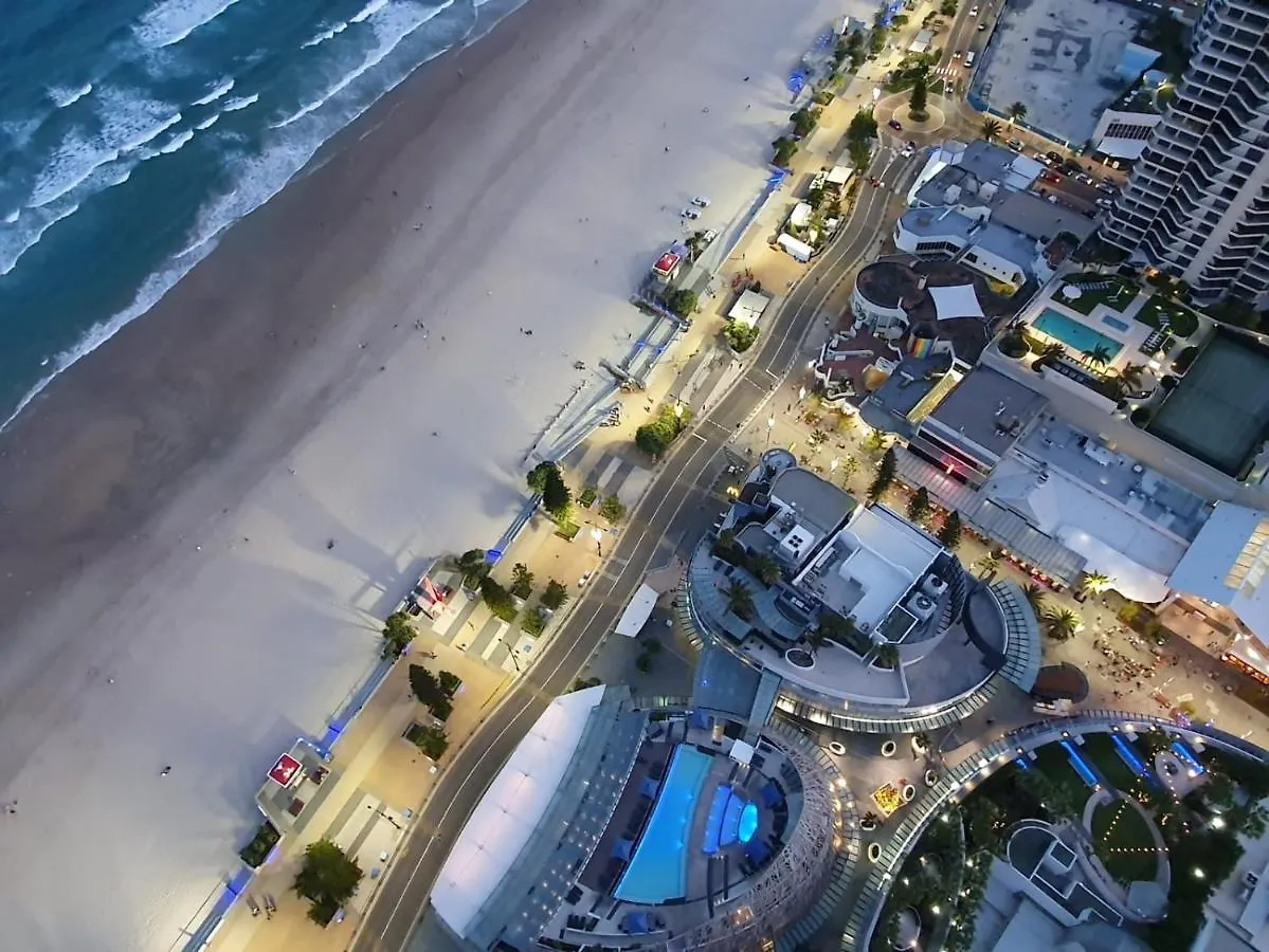 High-End Apartment In The Soul Of Surfers Paradise Gold Coast