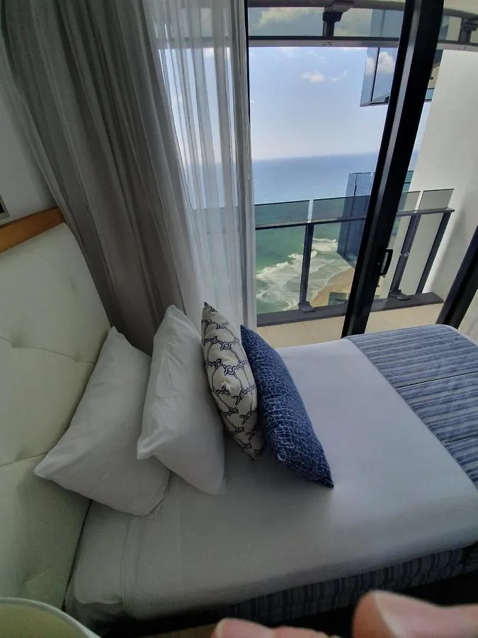 High-End Apartment In The Soul Of Surfers Paradise Gold Coast