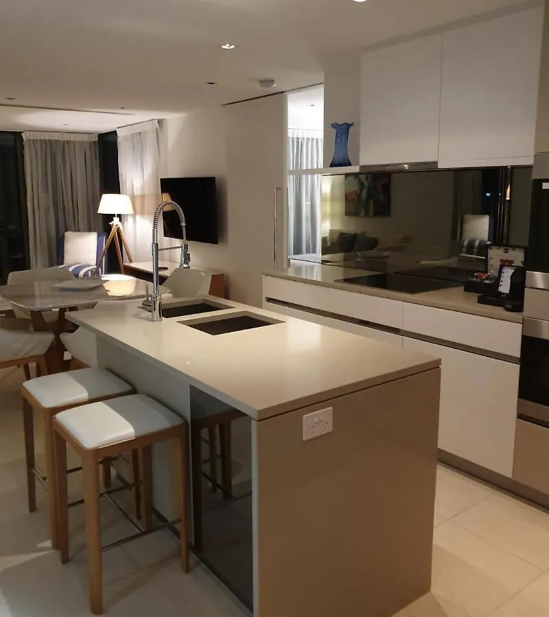 High-End Apartment In The Soul Of Surfers Paradise Gold Coast 0*,  Australia